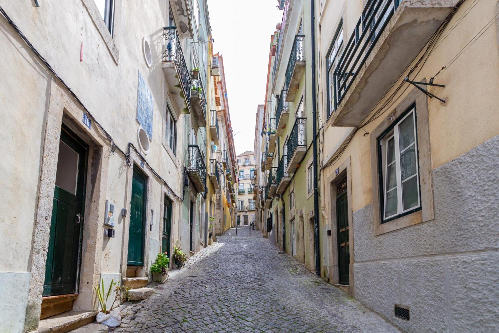 Camoes Lounge Apartment W/Courtyard Lisboa Exterior foto